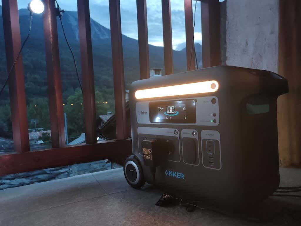 anker-powerhouse-767-portable-power-station-review-10-compressed - Online Tech Tips Design and Unpacking image 6 - anker-powerhouse-767-portable-power-station-review-10-compressed