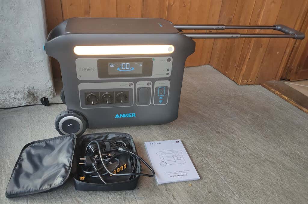 anker-powerhouse-767-portable-power-station-review-5-compressed - Online Tech Tips Design and Unpacking image - anker-powerhouse-767-portable-power-station-review-5-compressed