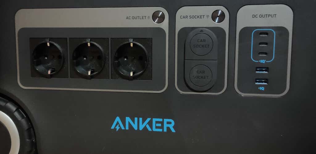 anker-powerhouse-767-portable-power-station-review-7-compressed - Online Tech Tips Design and Unpacking image 3 - anker-powerhouse-767-portable-power-station-review-7-compressed