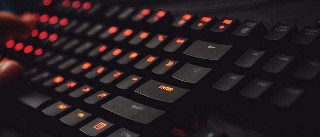 gaming keyboard - Online Tech Tips Setup an FTP or Game Server image - gaming keyboard