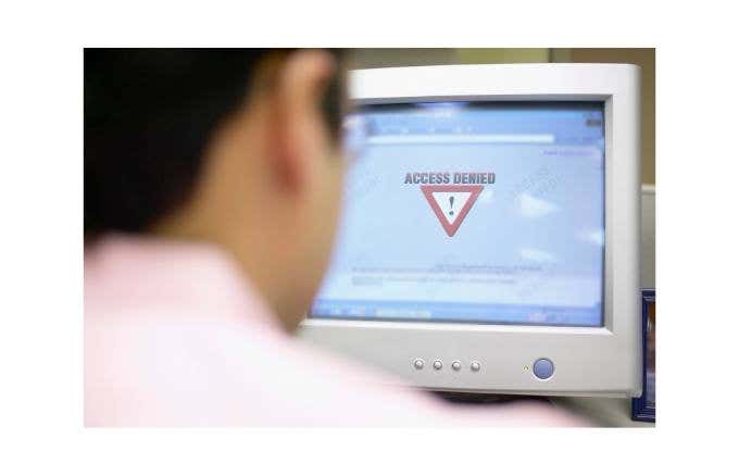 shut-down-distracting-websites-beat-procrastination-computer-app - Online Tech Tips Use a PC or mobile app image - shut-down-distracting-websites-beat-procrastination-computer-app