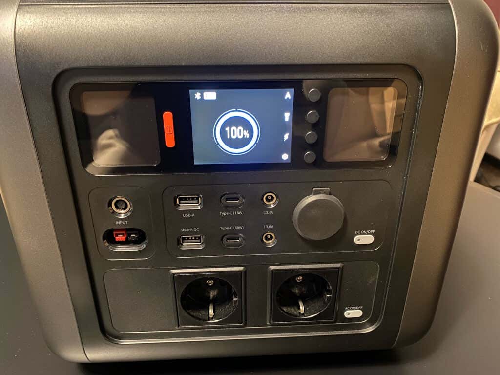 the-70mai-power-station-tera-1000-review-7-compressed - Online Tech Tips Design and Build image 5 - the-70mai-power-station-tera-1000-review-7-compressed