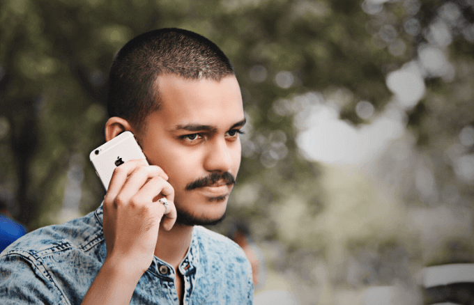 setup-voicemail-messages-smartphone-access-messages-listen - Online Tech Tips How To Listen To Your Voicemail Messages On iPhone image - setup-voicemail-messages-smartphone-access-messages-listen